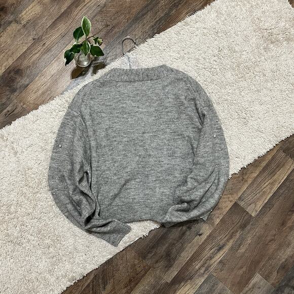 H&M Medium Gray Pearl Detailing Button Down V Neck Wool Blend Cardigan Sweater - Picture 5 of 5